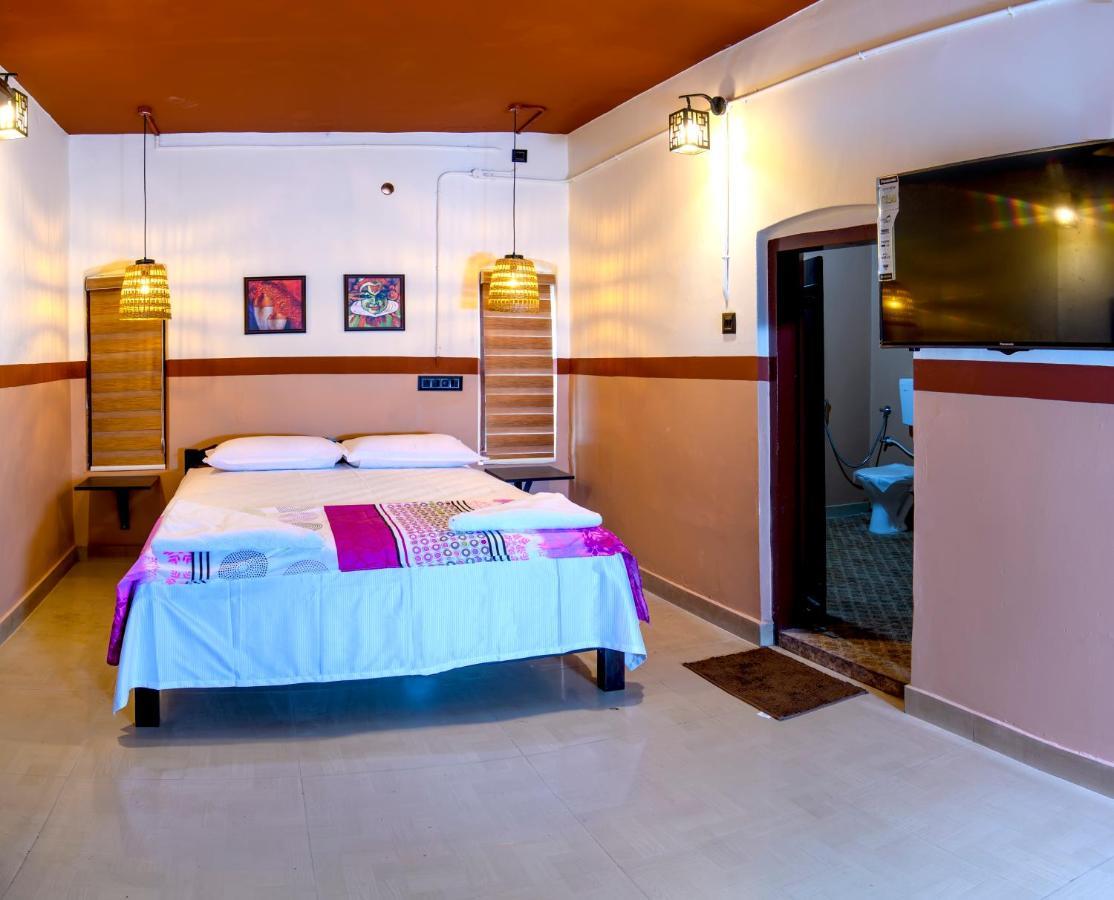 Rams Guest House The Valley Near Kims Hospital Thiruvananthapuram Bagian luar foto