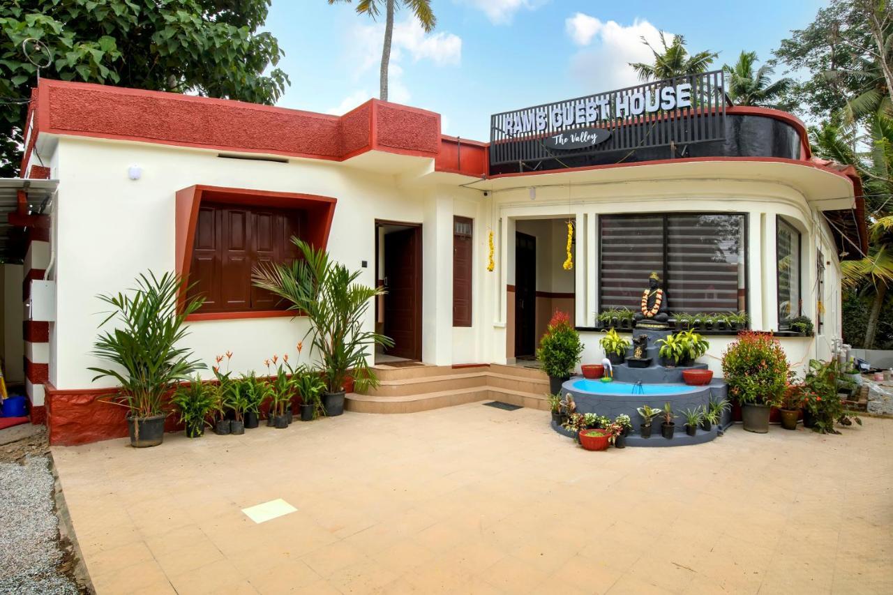 Rams Guest House The Valley Near Kims Hospital Thiruvananthapuram Bagian luar foto